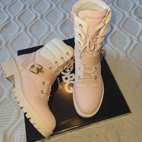 GBG Los Angeles Shoes - GBG Los Angeles Baby Pink Sheelah Lug Sole Lace-up Hiker Bootie Size 8